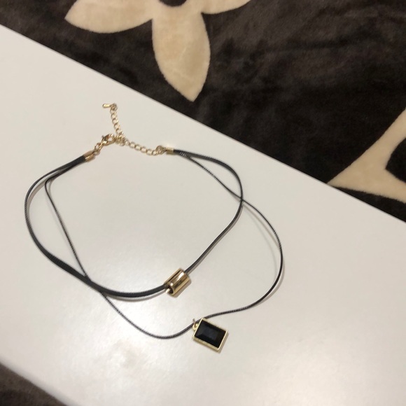 FREE - Reversible Double Choker - Picture 4 of 5